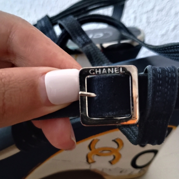 Chanel Wedges Navy blue with designs - Picture 2 of 9